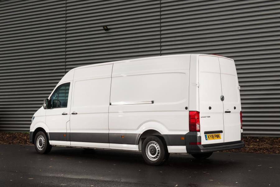  Volkswagen Crafter High Roof Van LWB 2017 года  (UK) (фото 22 из 22)